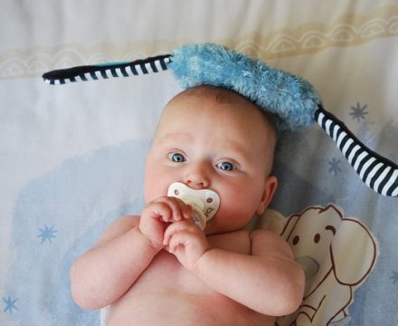 baby pacifier guide