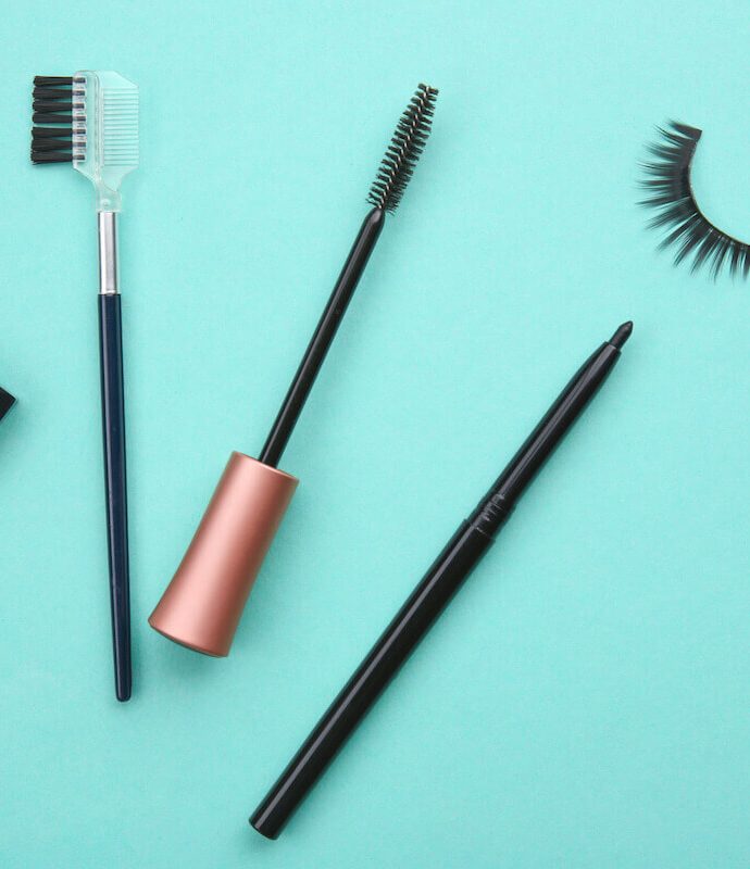 Can you put mascara on strip lashes?