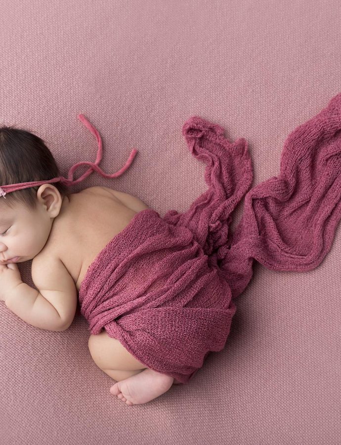 Newborn Photography: Timeless Portraits of Babies